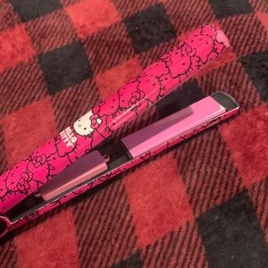 Hello kitty flat iron